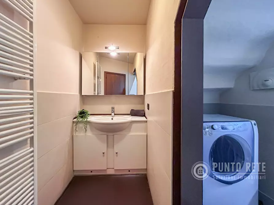 Immagine 10 di Rustico / casale in vendita  in Via Cava Bradisa a Verona