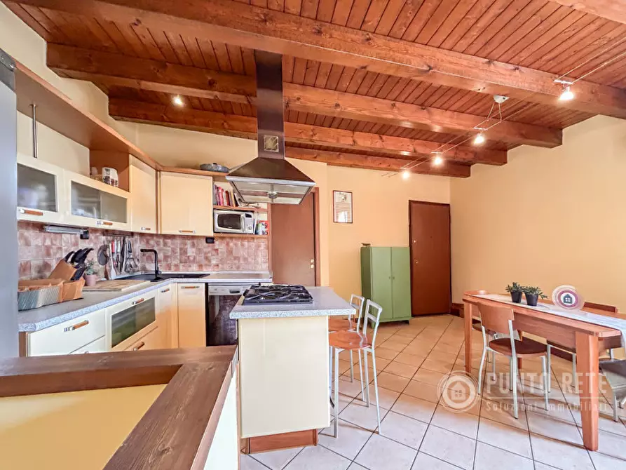 Immagine 29 di Rustico / casale in vendita  in Via Cava Bradisa a Verona