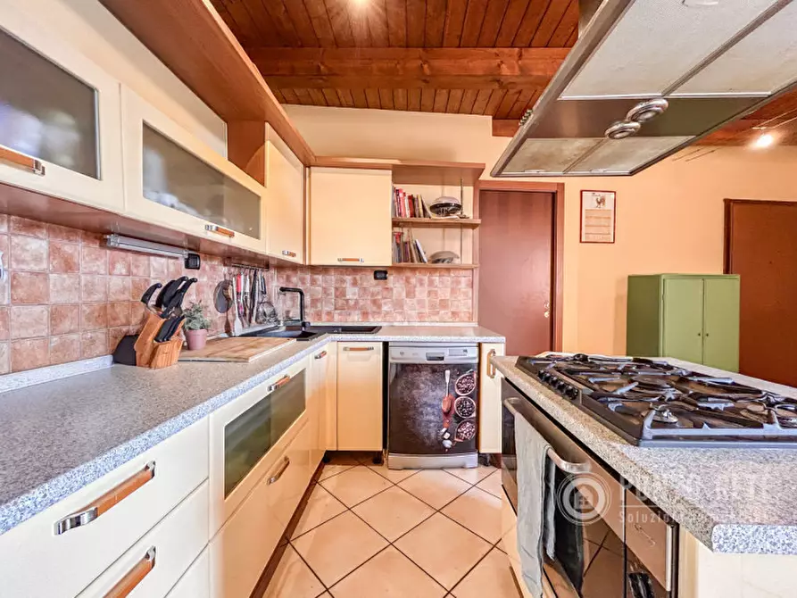 Immagine 35 di Rustico / casale in vendita  in Via Cava Bradisa a Verona