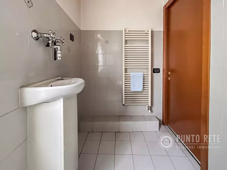 Immagine 38 di Rustico / casale in vendita  in Via Cava Bradisa a Verona