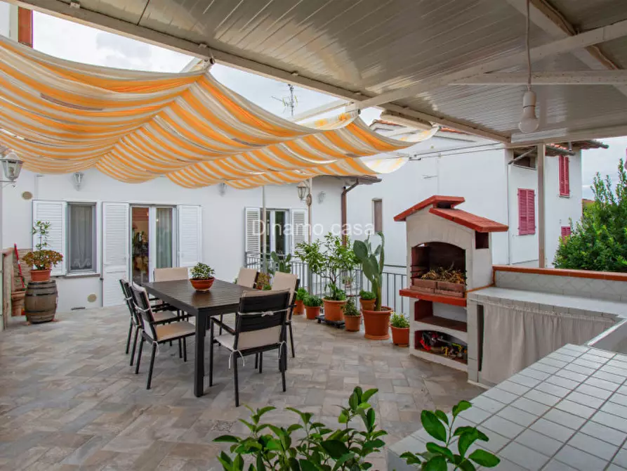 Immagine 26 di Appartamento in vendita  a Prato