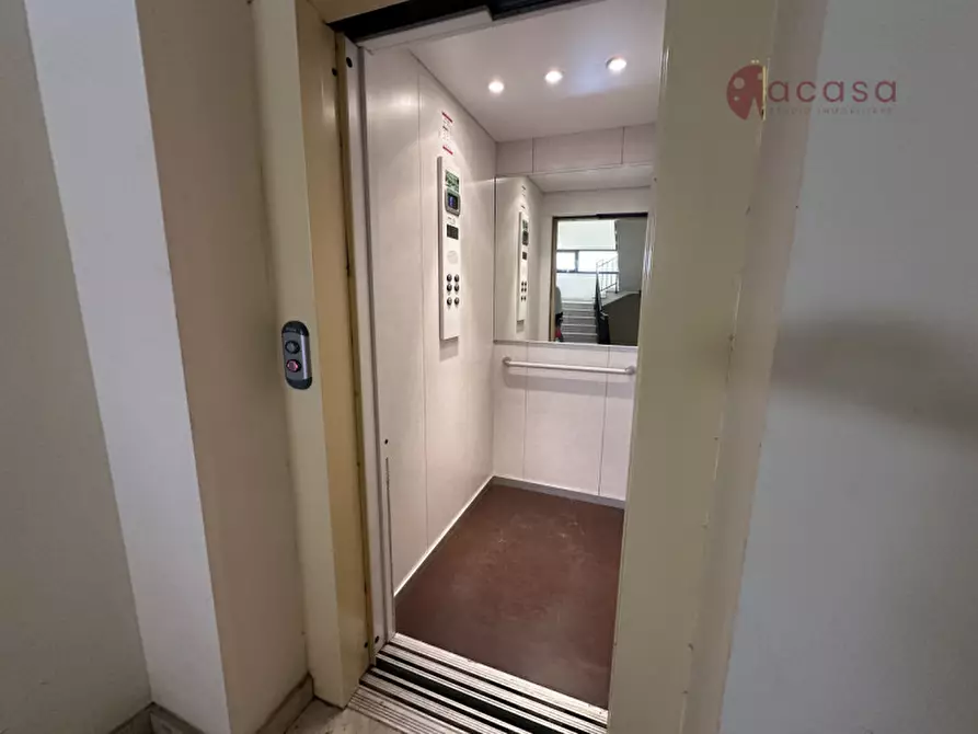 Immagine 30 di Appartamento in vendita  in Via del fonditore 50 a Bagheria