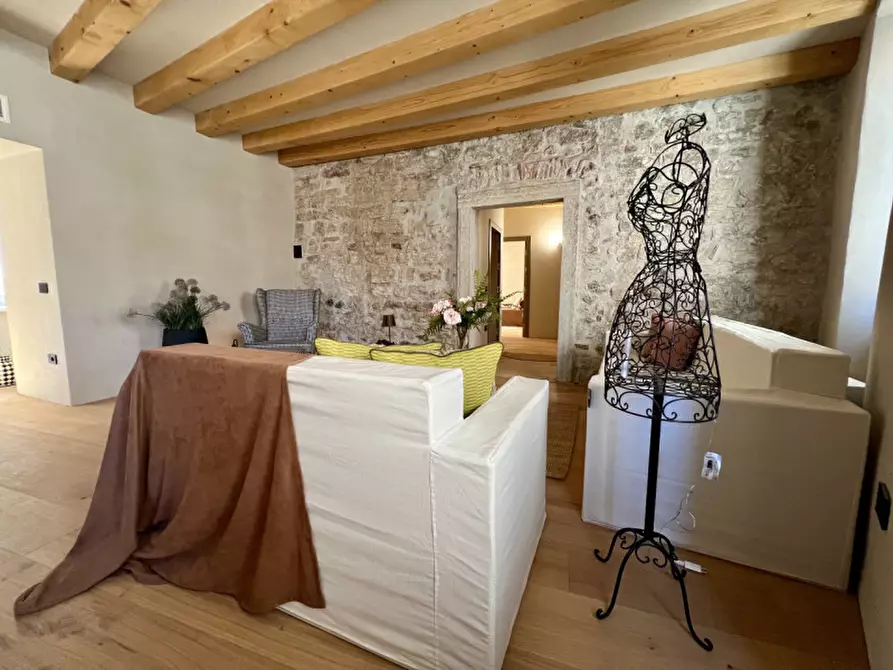 Immagine 8 di Appartamento in vendita  in Piazza del Duomo a Trento