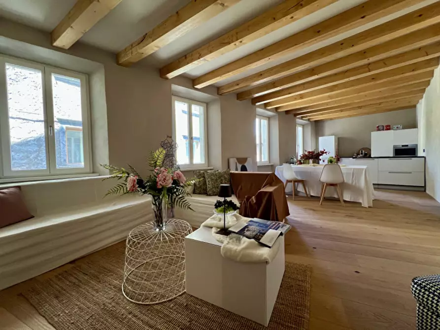 Immagine 11 di Appartamento in vendita  in Piazza del Duomo a Trento