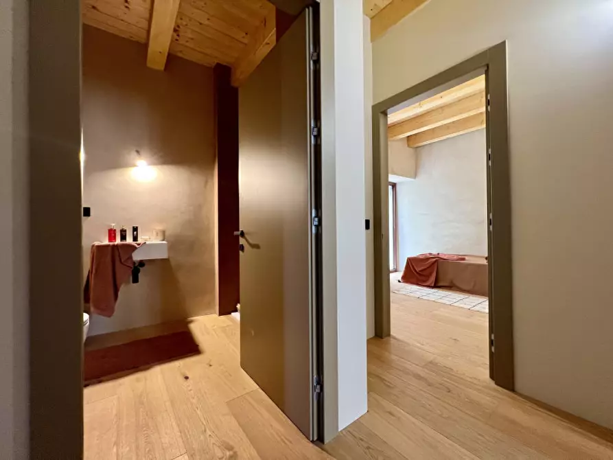 Immagine 17 di Appartamento in vendita  in Piazza del Duomo a Trento