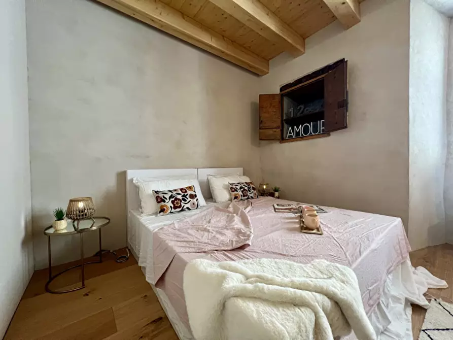 Immagine 23 di Appartamento in vendita  in Piazza del Duomo a Trento