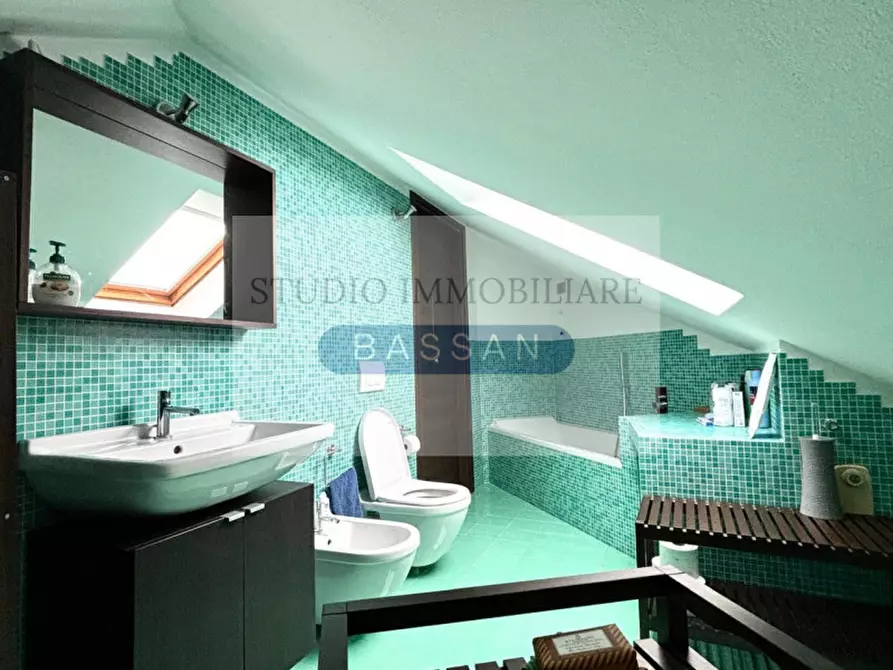 Immagine 23 di Appartamento in vendita  in Via Monte Leone  68 a Gallarate