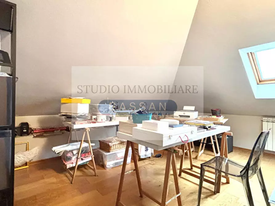 Immagine 26 di Appartamento in vendita  in Via Monte Leone  68 a Gallarate