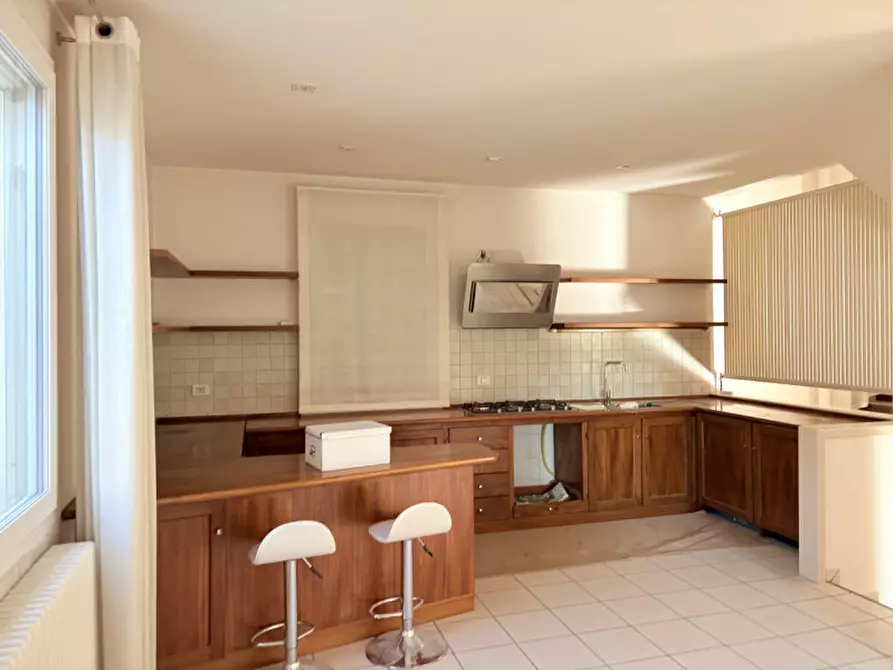 Immagine 13 di Villa in vendita  in Via Orlando Cesare a Battaglia Terme