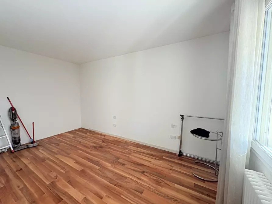 Immagine 17 di Villa in vendita  in Via Orlando Cesare a Battaglia Terme