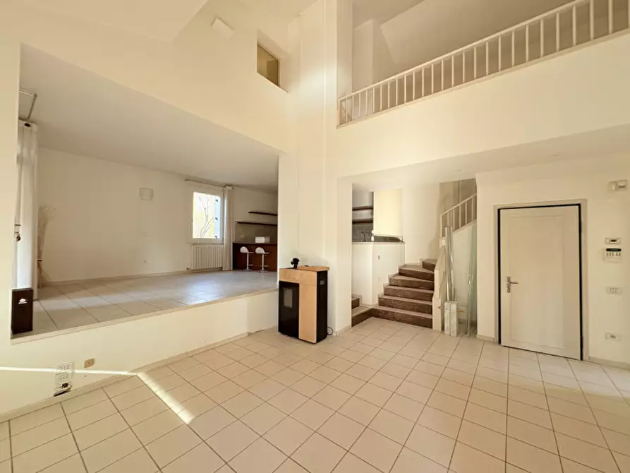 Immagine 19 di Villa in vendita  in Via Orlando Cesare a Battaglia Terme