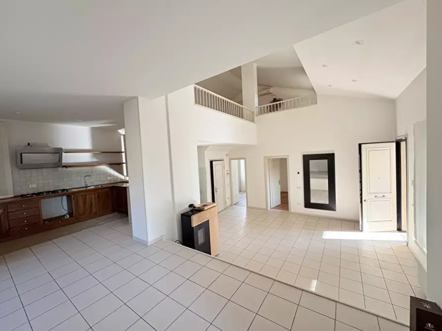 Immagine 20 di Villa in vendita  in Via Orlando Cesare a Battaglia Terme