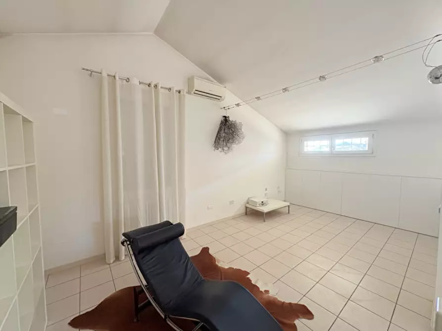 Immagine 25 di Villa in vendita  in Via Orlando Cesare a Battaglia Terme