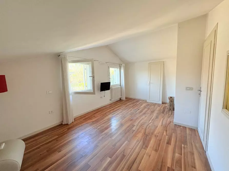 Immagine 26 di Villa in vendita  in Via Orlando Cesare a Battaglia Terme