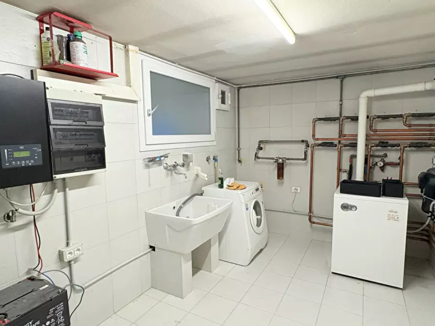 Immagine 30 di Villa in vendita  in Via Orlando Cesare a Battaglia Terme