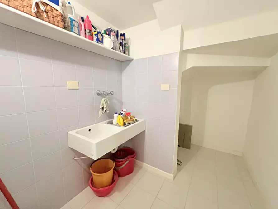 Immagine 33 di Villa in vendita  in Via Orlando Cesare a Battaglia Terme