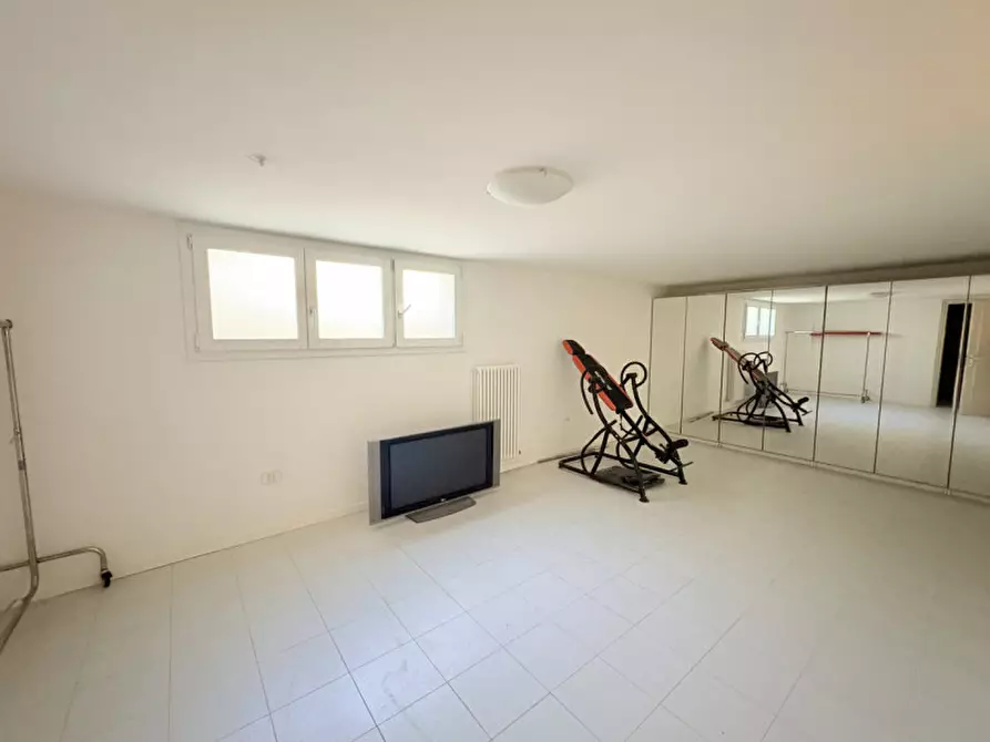 Immagine 34 di Villa in vendita  in Via Orlando Cesare a Battaglia Terme