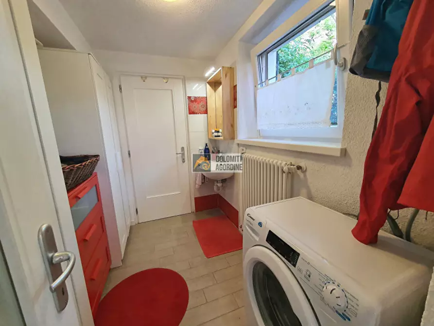 Immagine 10 di Appartamento in vendita  in Via Toccol, 70 a Agordo