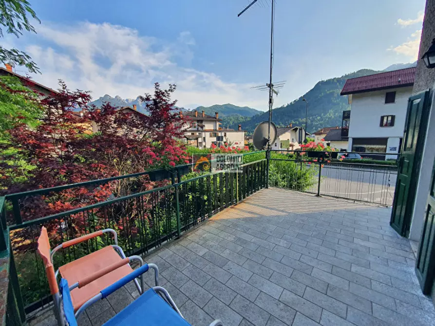 Immagine 14 di Appartamento in vendita  in Via Toccol, 70 a Agordo