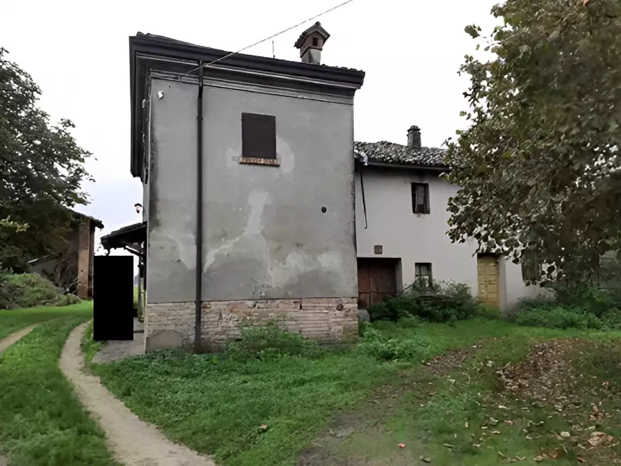 Immagine 2 di Appartamento in vendita  in Strada vicinale della fontana 94 a Fiorenzuola D'arda