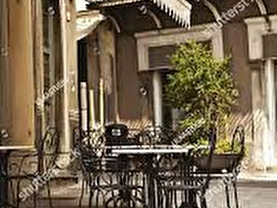 Immagine 3 di Attività commerciale in vendita  in centro a Montevarchi