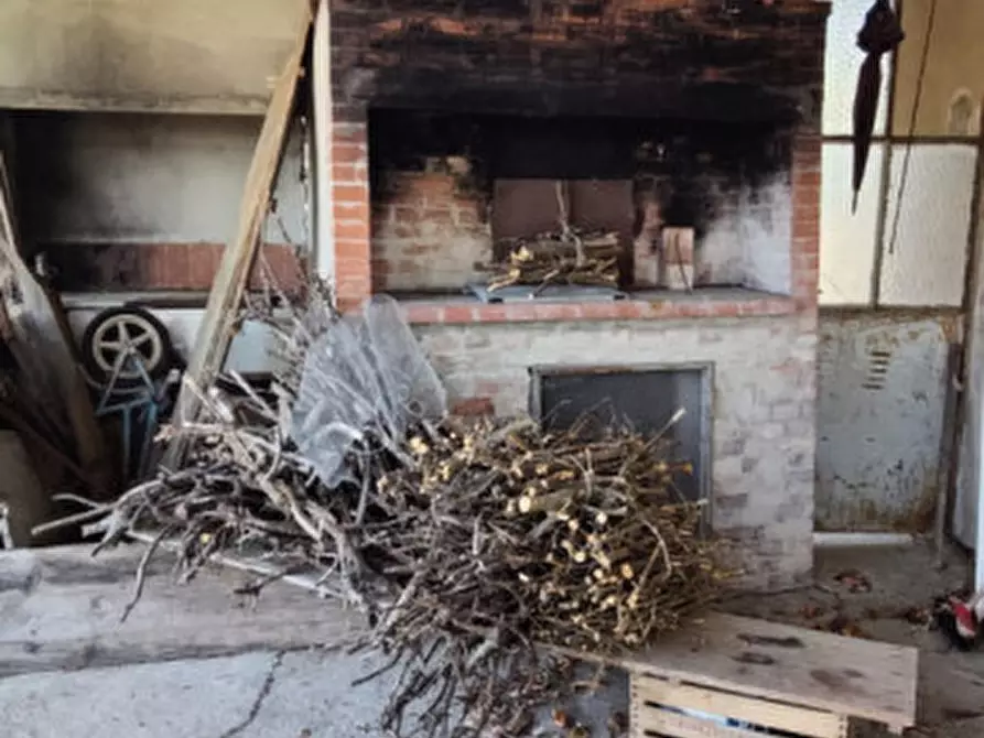 Immagine 5 di Rustico / casale in vendita  in Via Pian del Vicario a Eboli