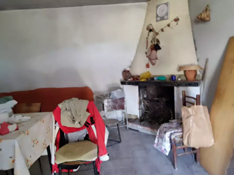 Immagine 10 di Rustico / casale in vendita  in Via Pian del Vicario a Eboli