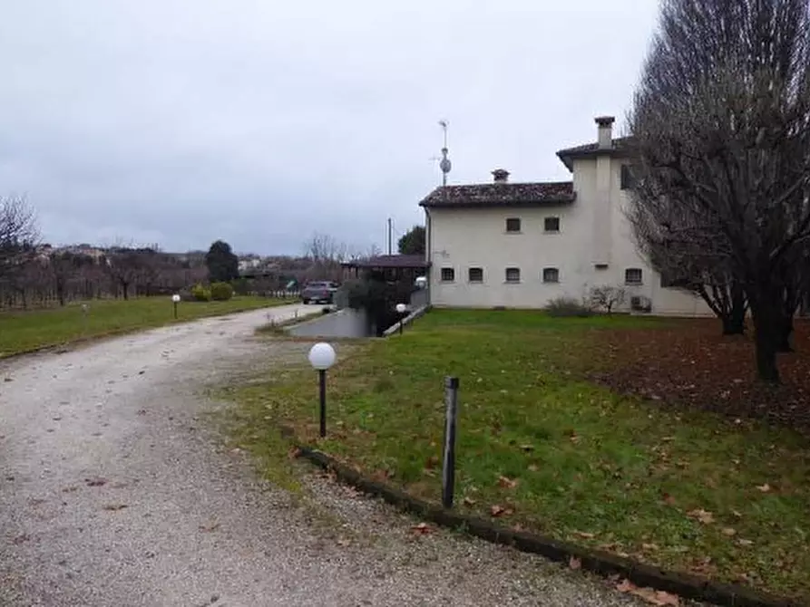 Immagine 3 di Casa indipendente in vendita  in Via Menare', 60 a Conegliano