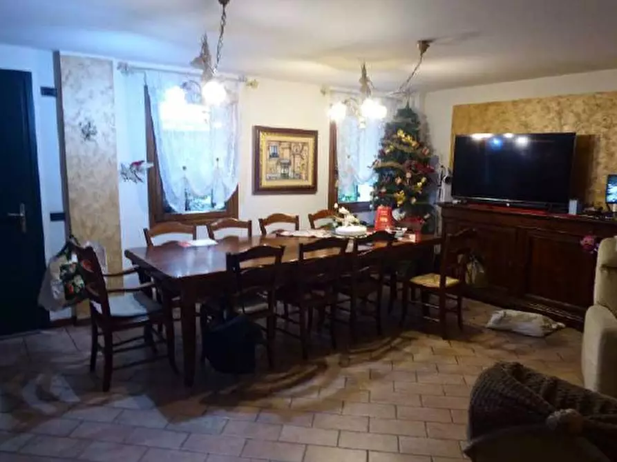 Immagine 5 di Casa indipendente in vendita  in Via Menare', 60 a Conegliano