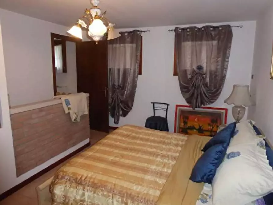 Immagine 12 di Casa indipendente in vendita  in Via Menare', 60 a Conegliano