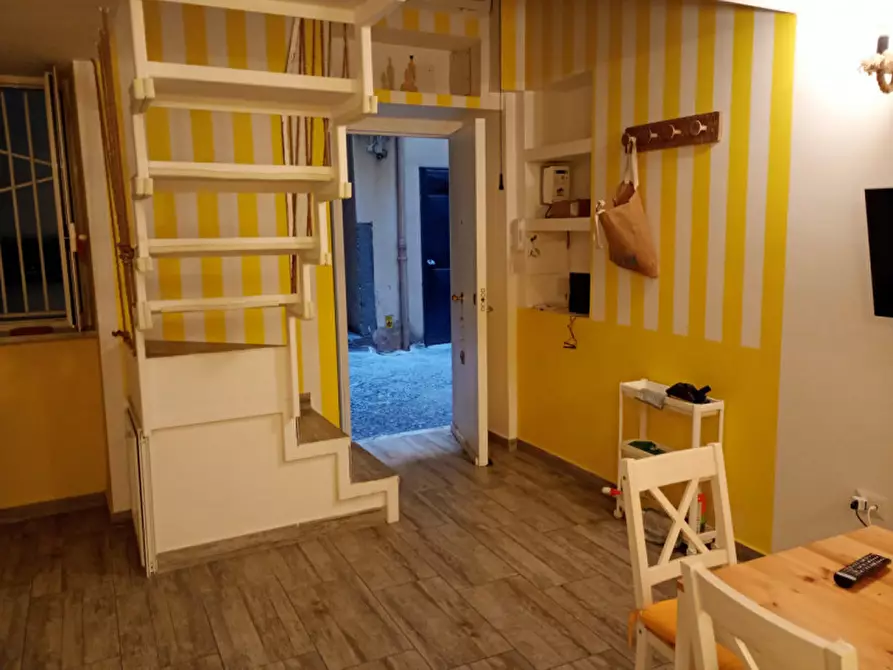 Immagine 2 di Appartamento in affitto  in Via Nardones 33 a Napoli