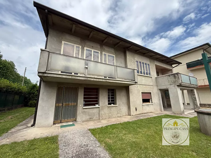 Immagine 2 di Casa indipendente in vendita  in via rovereto a Este