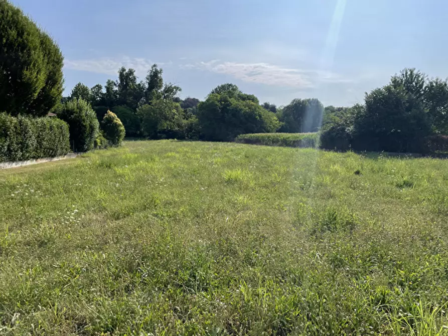 Immagine 7 di Terreno in vendita  in Via Monte Grappa a Fonte