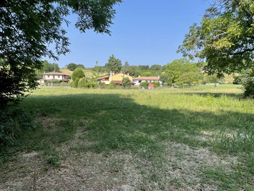 Immagine 15 di Terreno in vendita  in Via Monte Grappa a Fonte