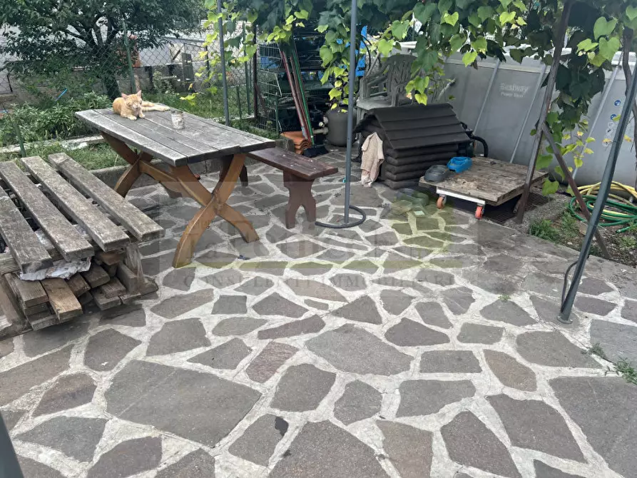 Immagine 10 di Casa bifamiliare in vendita  in Via San Giovanni a Montichiari