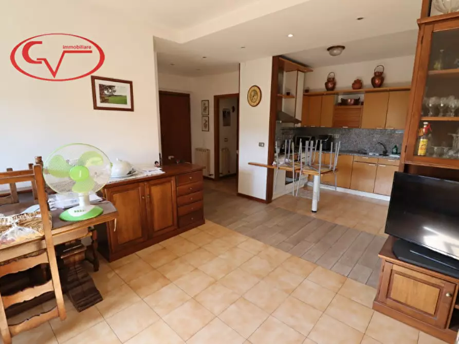 Immagine 2 di Appartamento in vendita  in Viale Armando Diaz a Montevarchi