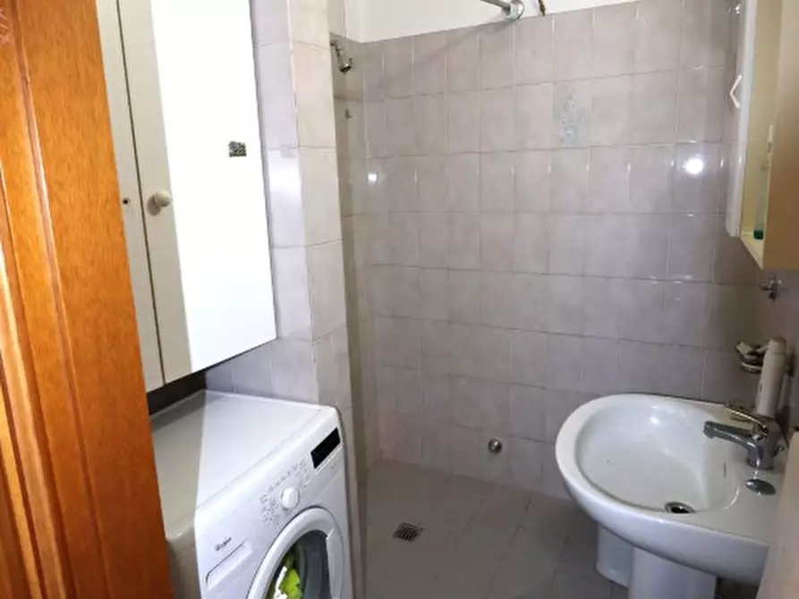 Immagine 12 di Appartamento in vendita  in Viale Armando Diaz a Montevarchi