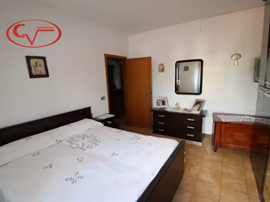 Immagine 15 di Appartamento in vendita  in Viale Armando Diaz a Montevarchi