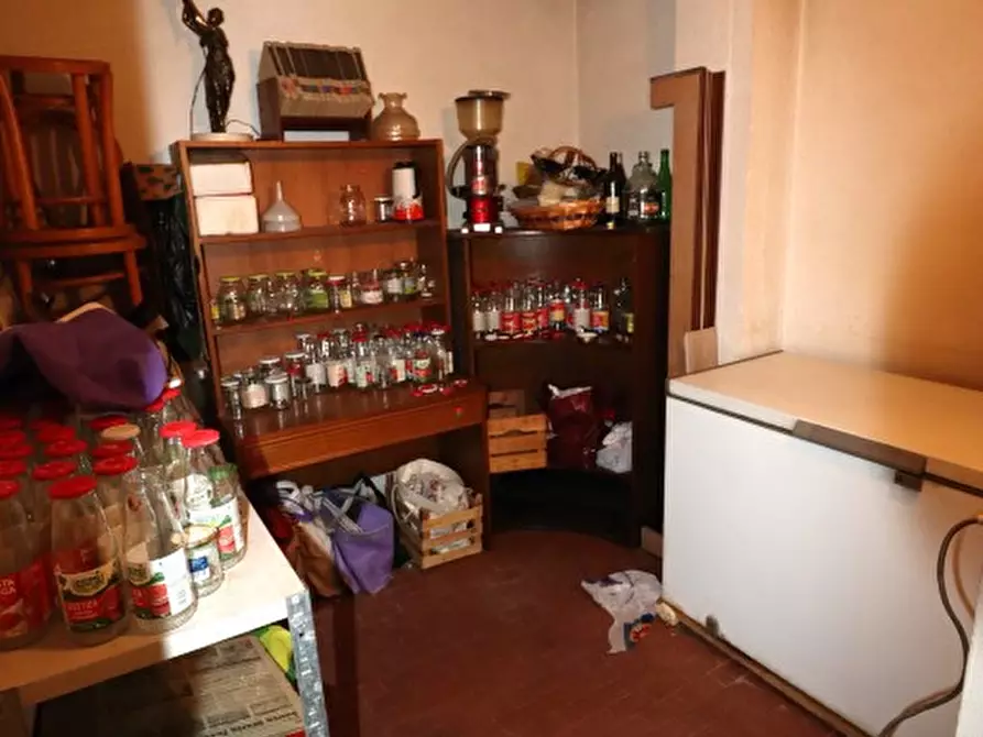 Immagine 20 di Appartamento in vendita  in Viale Armando Diaz a Montevarchi