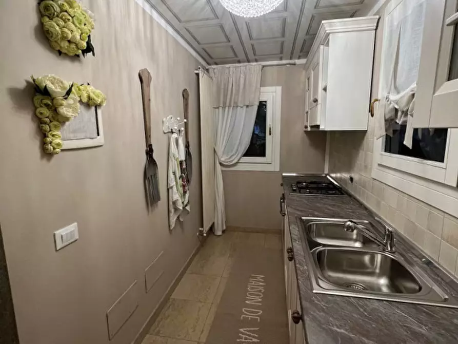 Immagine 18 di Appartamento in affitto  in Via Mameli a Montegrotto Terme