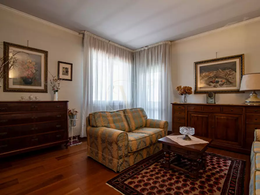 Immagine 4 di Attico in vendita  in Via Tre Garofani 51 a Padova