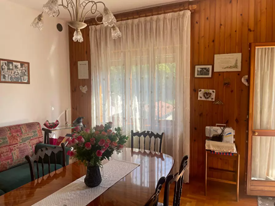 Immagine 2 di Appartamento in vendita  in Via Ponte Verde a Recoaro Terme