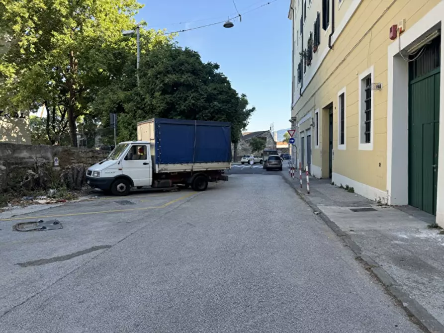 Immagine 2 di Posto auto in affitto  in Androna Campo Marzio 2 a Trieste