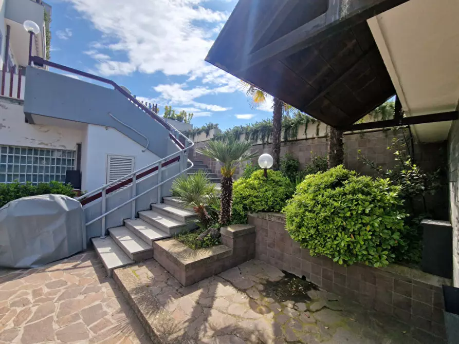 Immagine 3 di Appartamento in vendita  in Via di Boccea a Roma