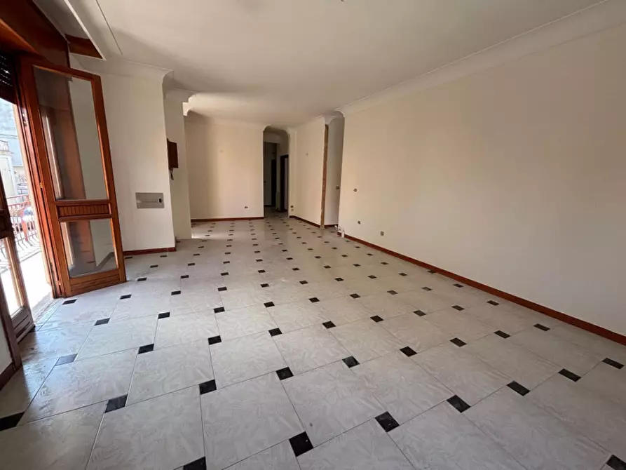 Immagine 1 di Appartamento in vendita  in Via Francesco Ferruccio a Parabita