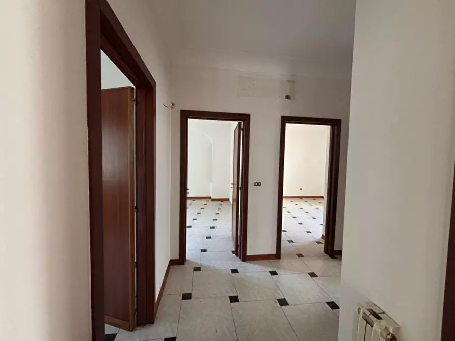 Immagine 17 di Appartamento in vendita  in Via Francesco Ferruccio a Parabita