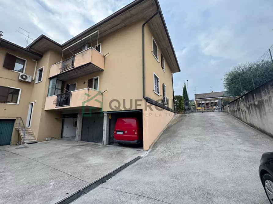 Immagine 21 di Appartamento in vendita  in Via Giacomo Matteotti a Sommacampagna