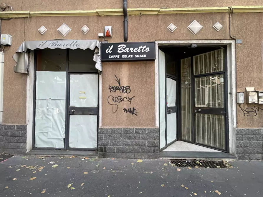 Immagine 1 di Negozio in vendita  in Via Garibaldi 116 a Rho