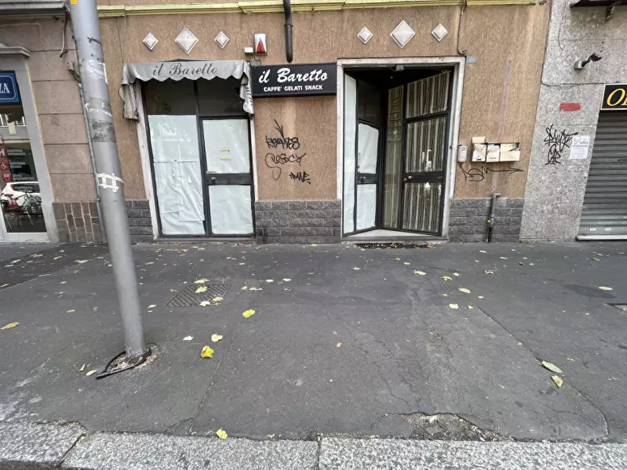 Immagine 2 di Negozio in vendita  in Via Garibaldi 116 a Rho
