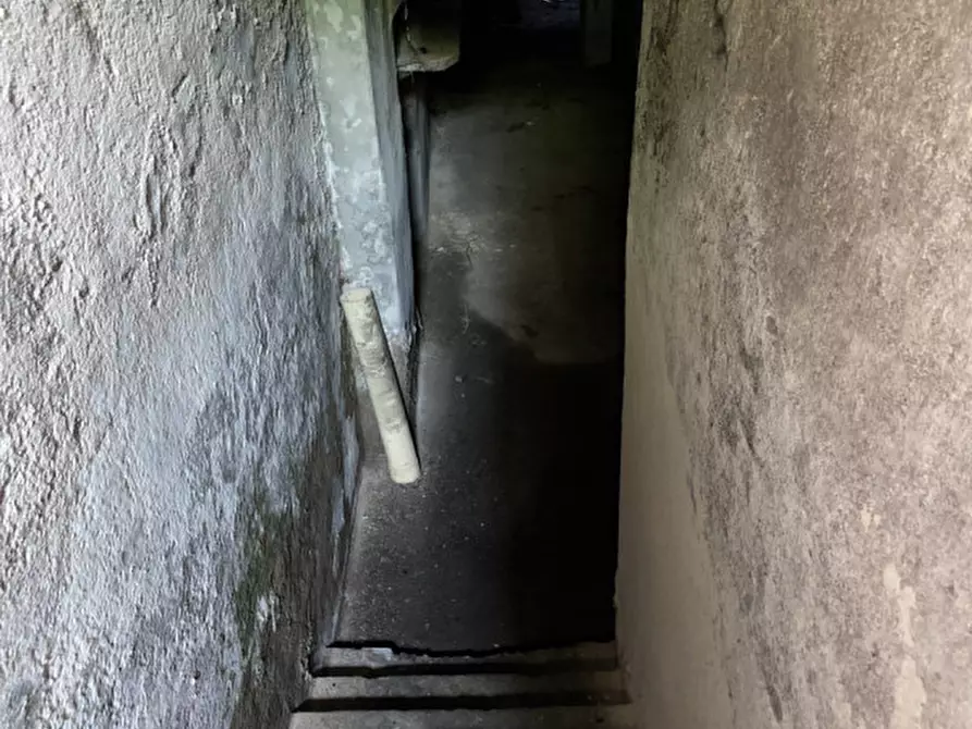 Immagine 41 di Negozio in vendita  in Via Garibaldi 116 a Rho